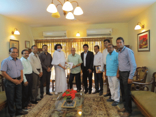 Governor of Gujarat meets Acharya ji